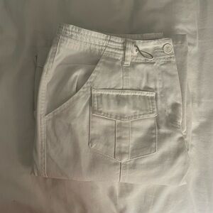 Brandy Melville Kim cargo pants